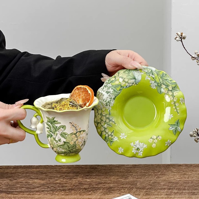 طقم شاي بعد الظهر بتصميم زهرة  - مراجعة Chamomile Tea وسعره
