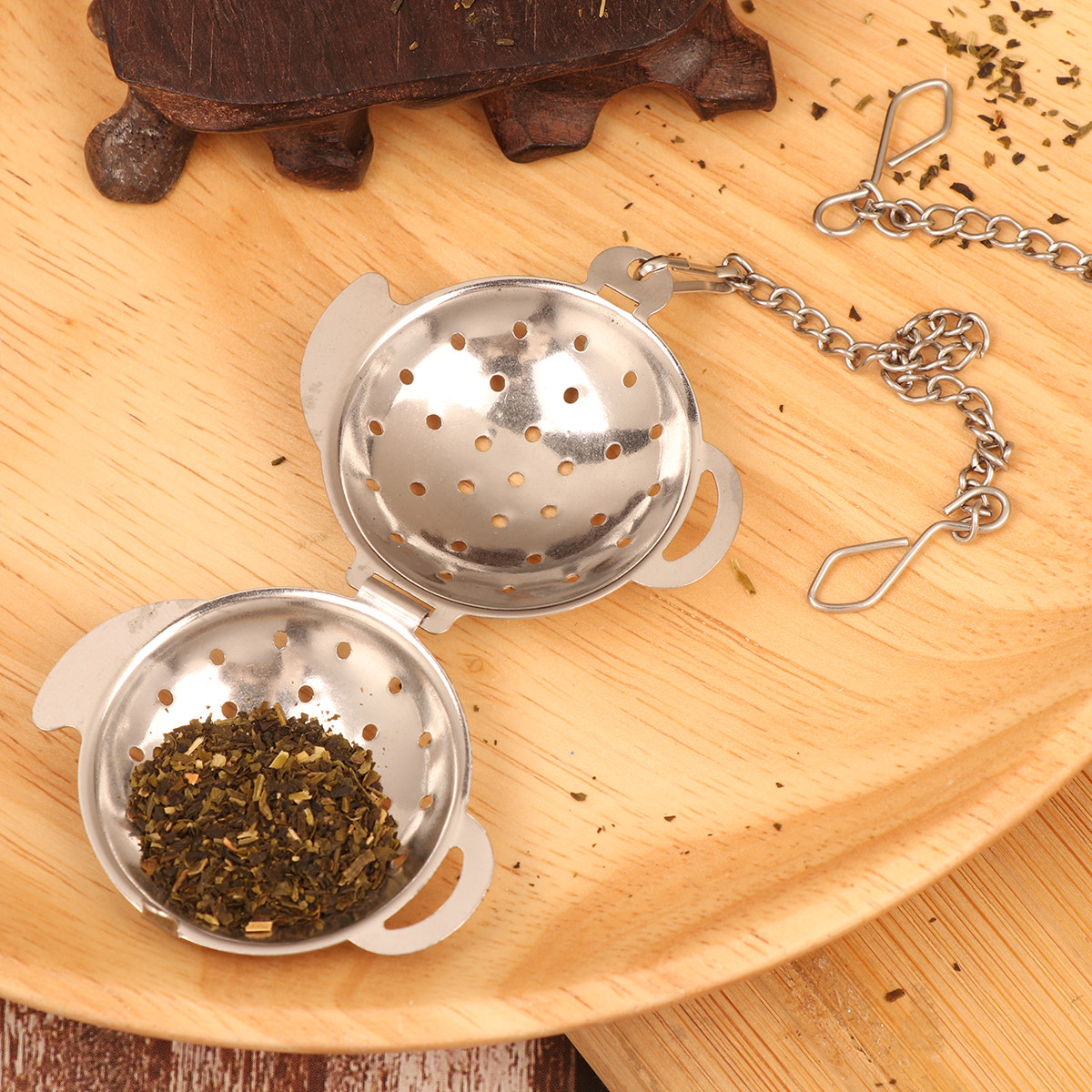 قطعتان من مصفاة الشاي المصنوعة - مراجعة Chamomile Tea وسعره